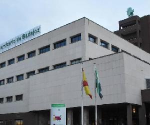 https://www.plantadoce.com/files/2020/20_recursos/hospitales/hospital-badajoz-948.jpg